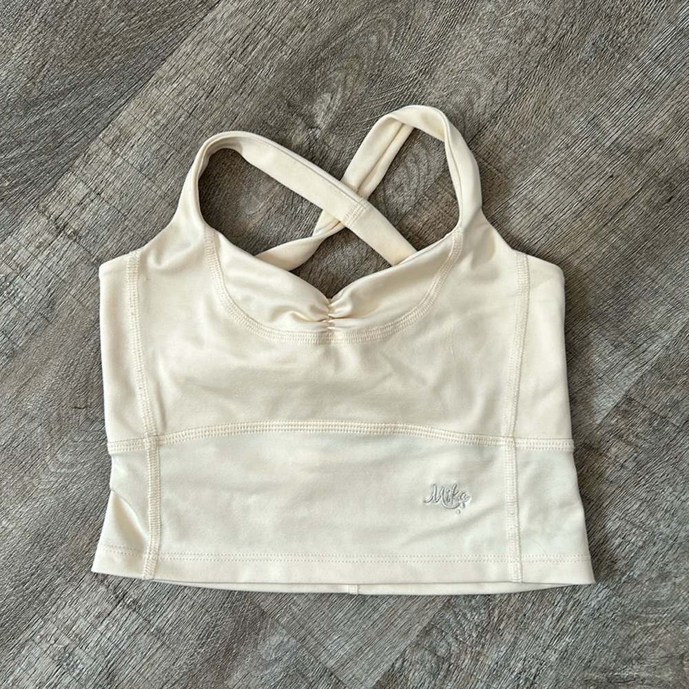 Mika sports bra/top